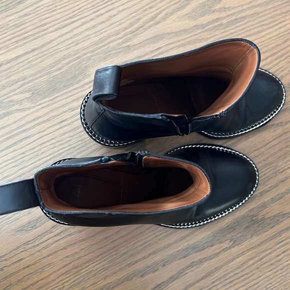 Givenchy Paris Booties Size 9 Black Leather Chains - Picture 3 of 13